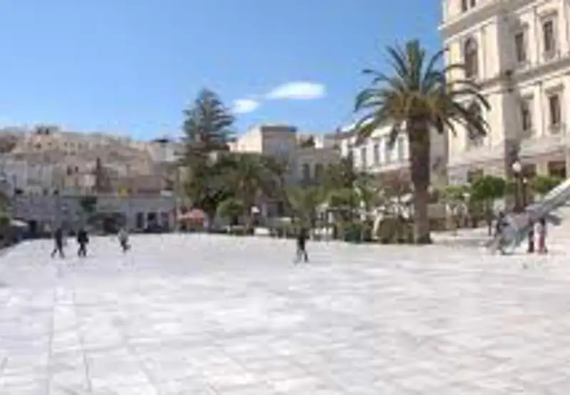 Miaouli Square