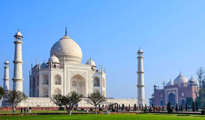 Travel Delhi to Agra
