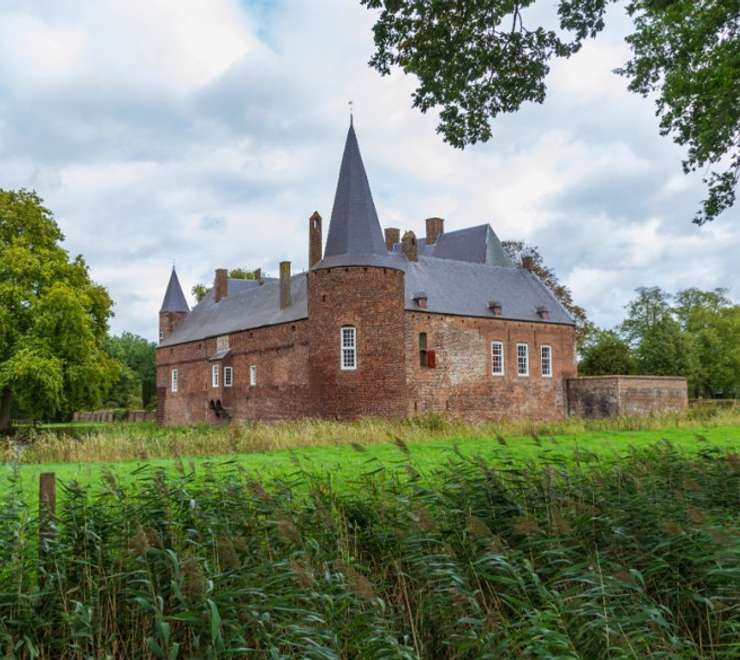 Hernen Castle