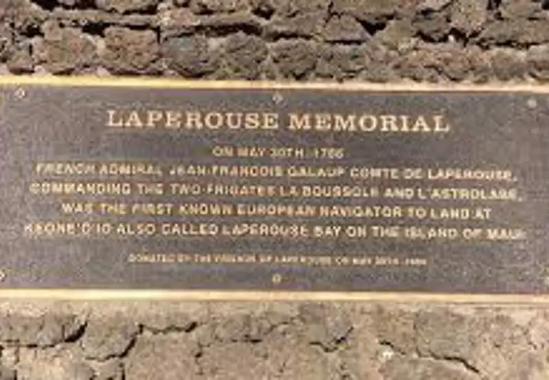 Pay Respects at the La Pérouse Monument