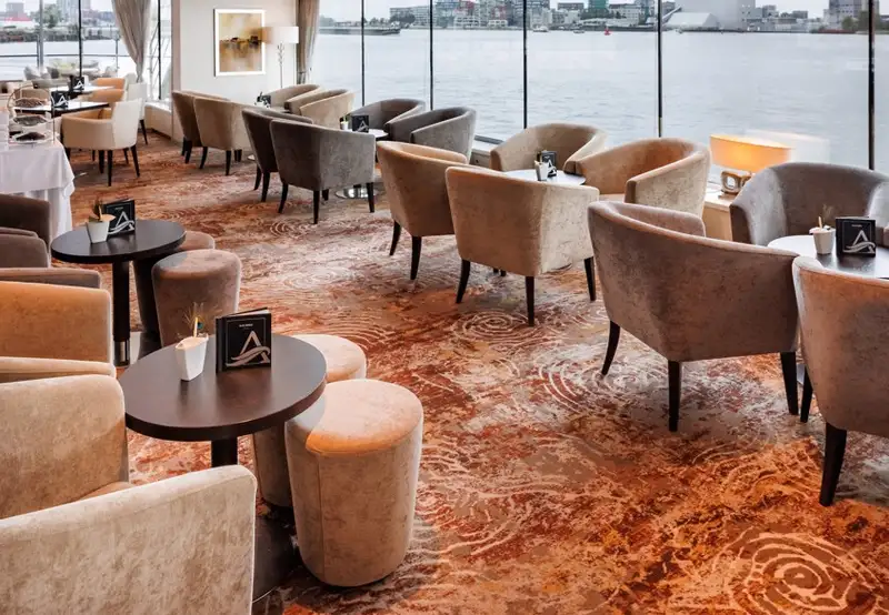 Panorama Lounge