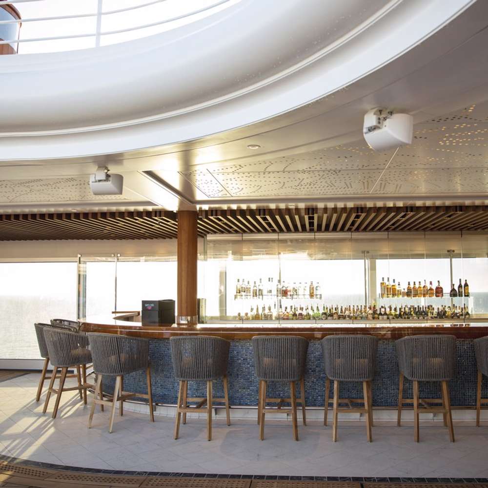 Pool Deck Bar