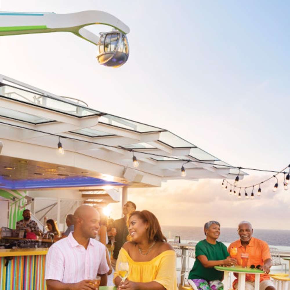 couple at al fresco bar