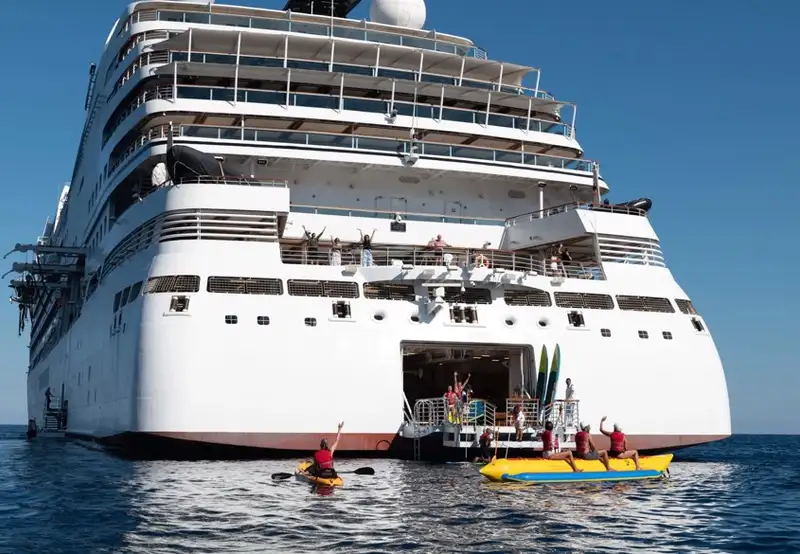 Seabourn Ovation
