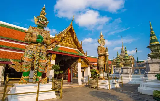Image related to Wat Phra Kaew (Temple of the Emerald Buddha)