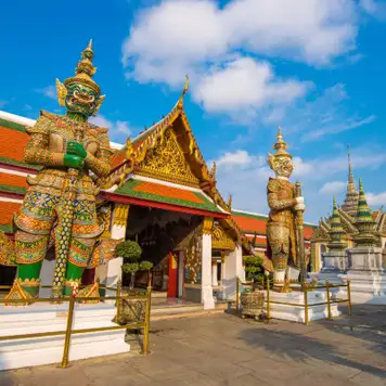 Image related to Wat Phra Kaew (Temple of the Emerald Buddha)