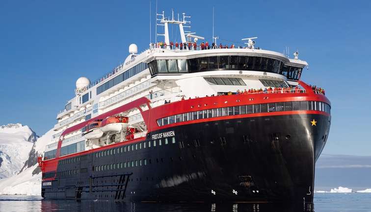 MS FRIDTJOF NANSEN exterior
