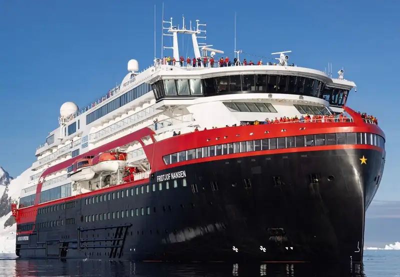MS FRIDTJOF NANSEN exterior