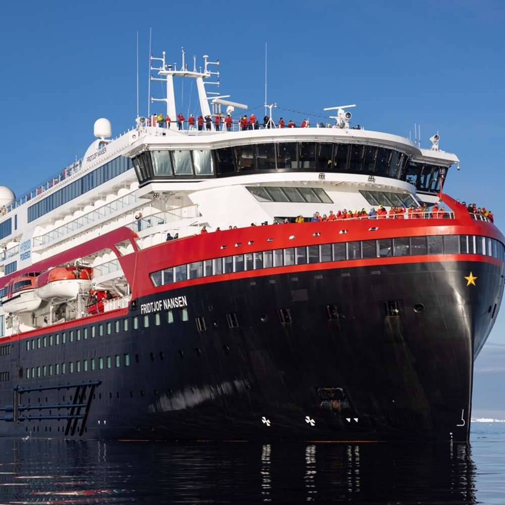 MS FRIDTJOF NANSEN exterior