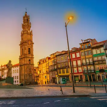 Image related to Torre dos Clérigos