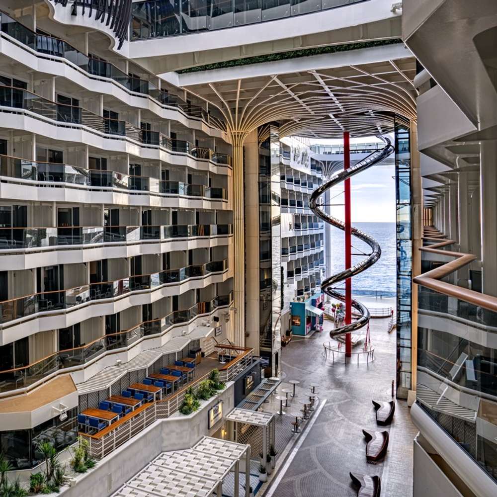 The World Promenade