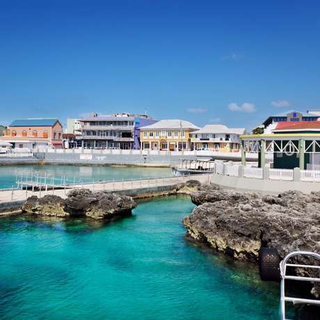 Photo overview of George Town, Grand Cayman