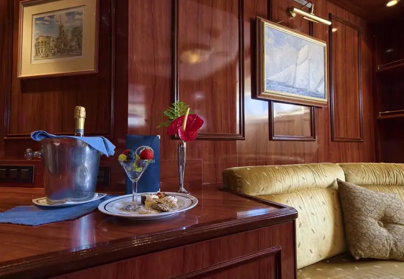 Royal Clipper Suite