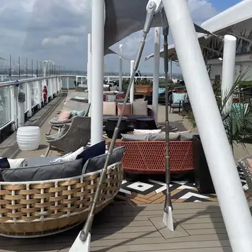 Image related to Celebrity Silhouette