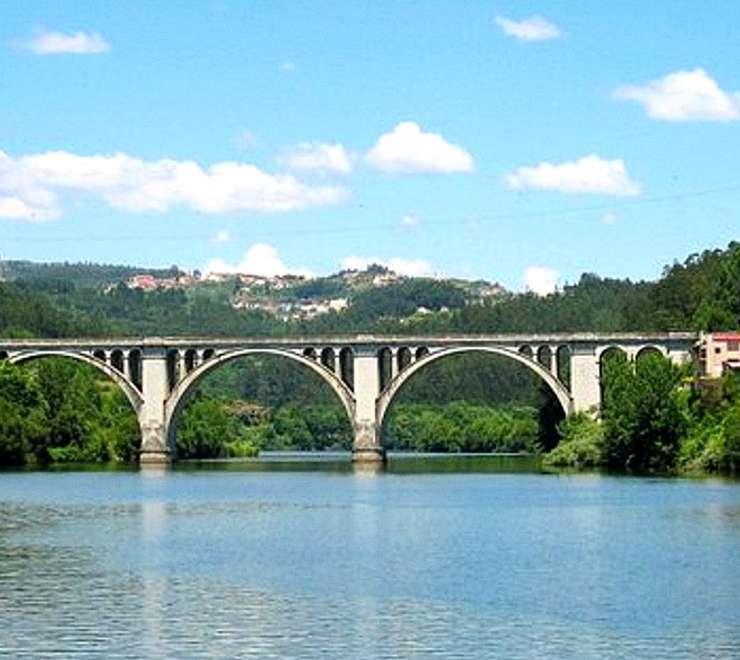 Entre-os-Rios, Portugal - Overnight onboard