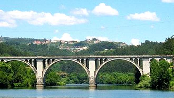 Entre-os-Rios, Portugal