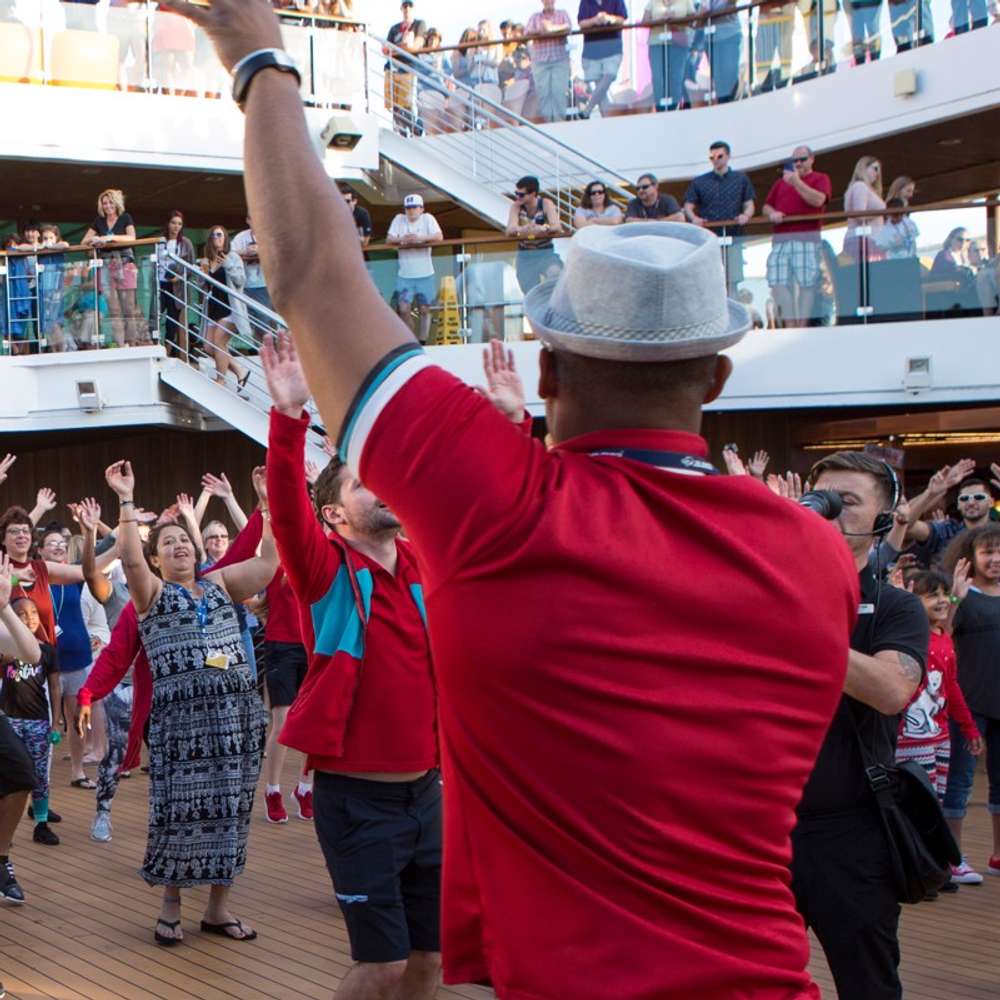 CARNIVAL MAGIC