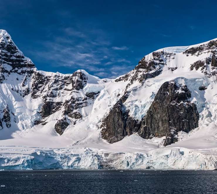 Antarctic Peninsula - Cruising