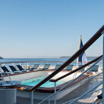 Image related to Le Lyrial