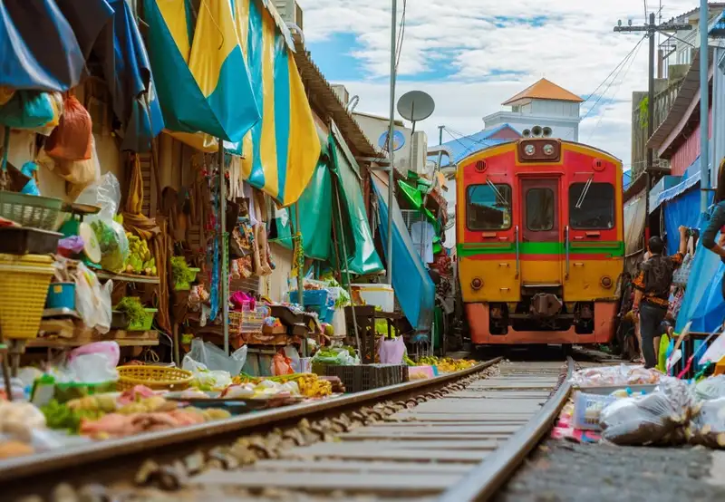 Mae Klong Railway Market