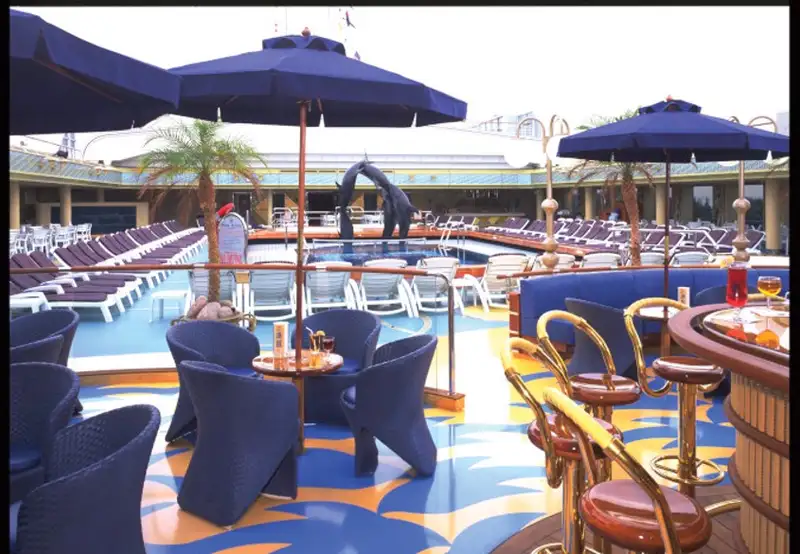 Pool Bar