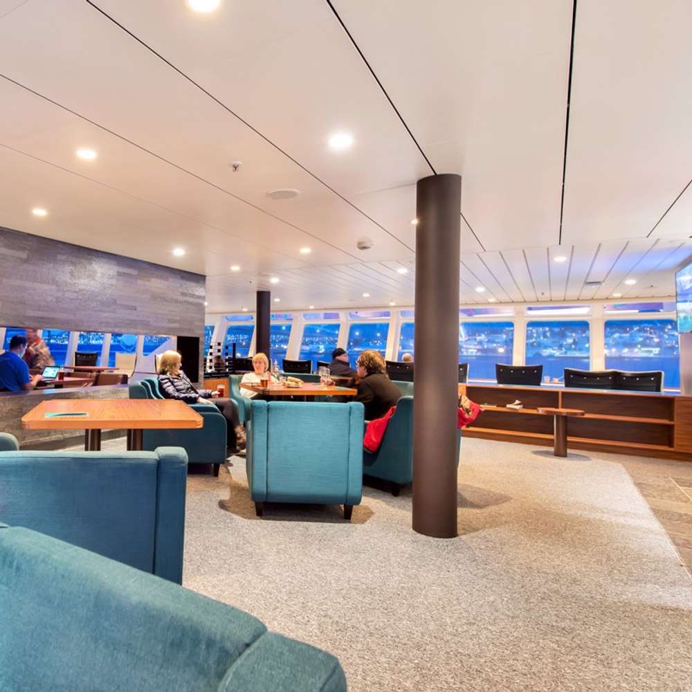 Explorer Panorama Lounge