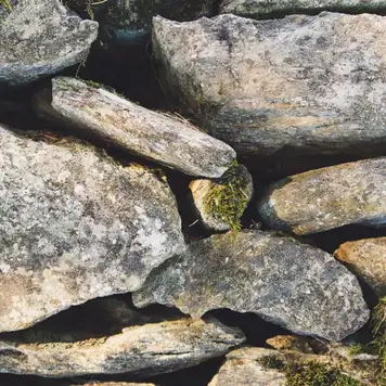 Image related to Anini Mara'e 