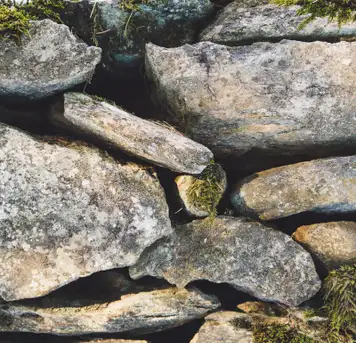 Image related to Anini Mara'e 