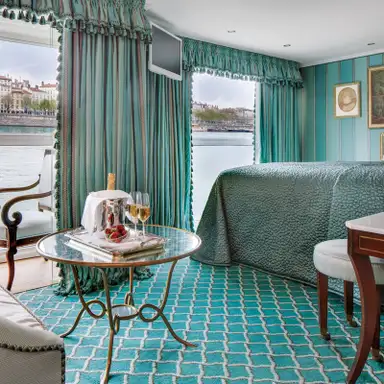 Image related to Suite