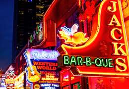 IgluCruise.Application.ViewModels.Shared.WebImageViewModel?.Description