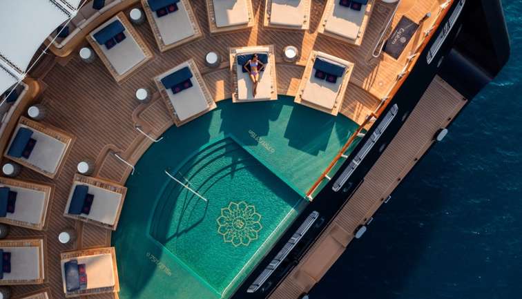 Astern Pool