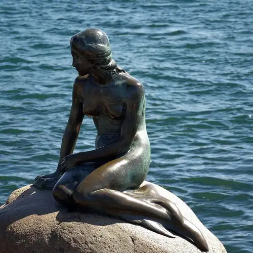 Image related to Little Mermaid Statue