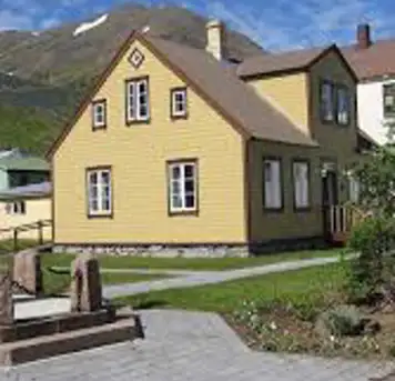 Image related to Þjóðlagasetur - Folk Music Centre