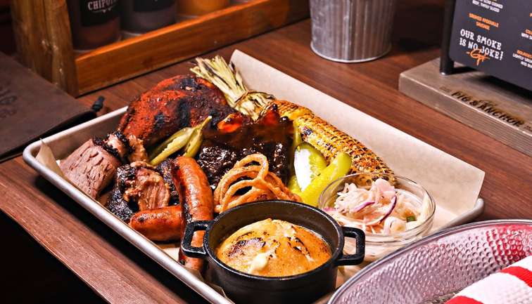 Guy's Pig & Anchor Smokehouse