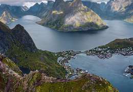 IgluCruise.Application.ViewModels.Shared.WebImageViewModel?.Description