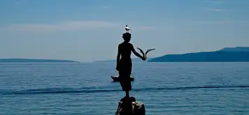 Maiden with the Seagull