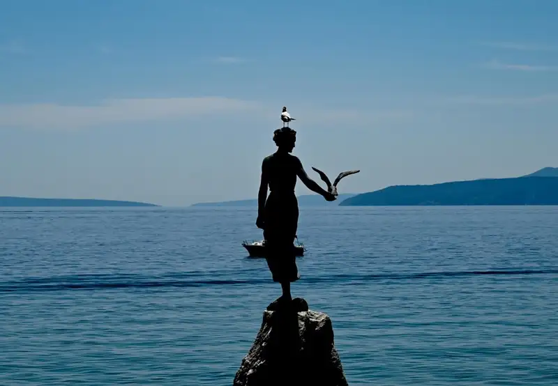 Maiden with the Seagull