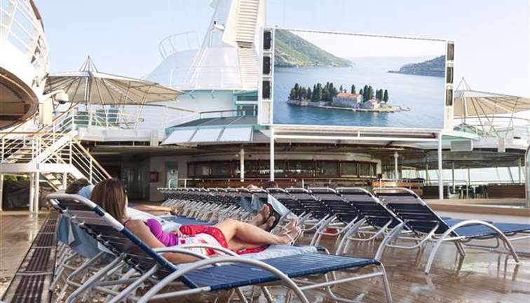 Pool deck