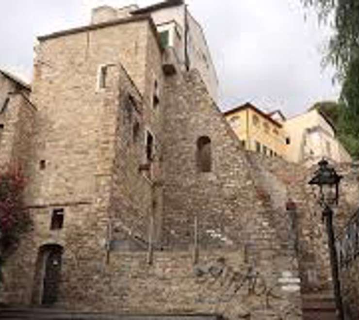 La Pigna (The Pinecone)