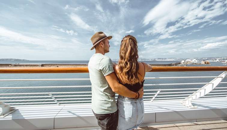 couple overlooking the sea