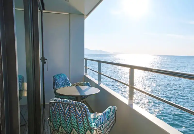 Deluxe Balcony Suite