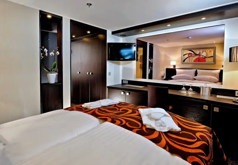 Deluxe Stateroom