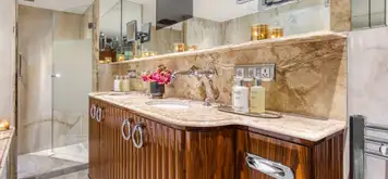 Image related to Grand Suite Bathroom