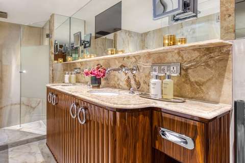 Image related to Grand Suite Bathroom