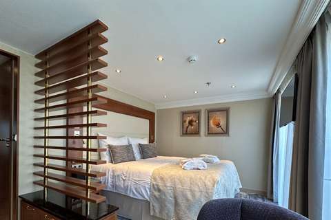 Image related to Deluxe Suite Diamond Deck