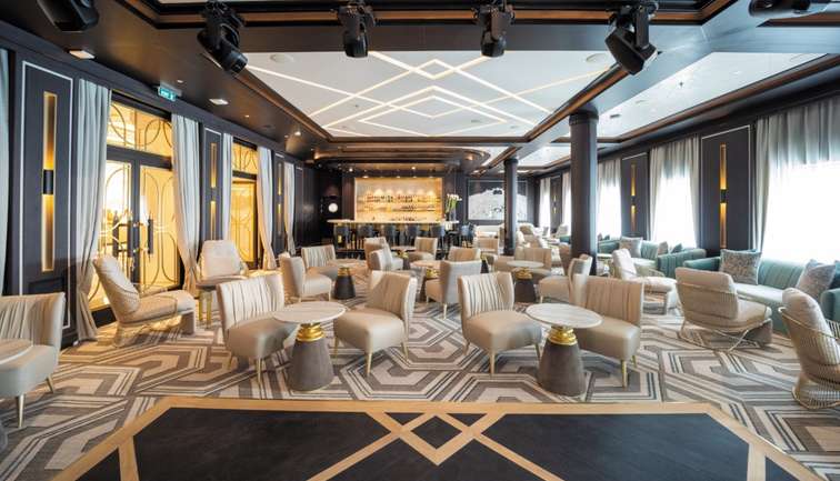Grandeur Lounge