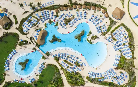Oasis Lagoon