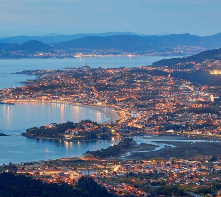 Vigo (tours to Santiago de Compostela)