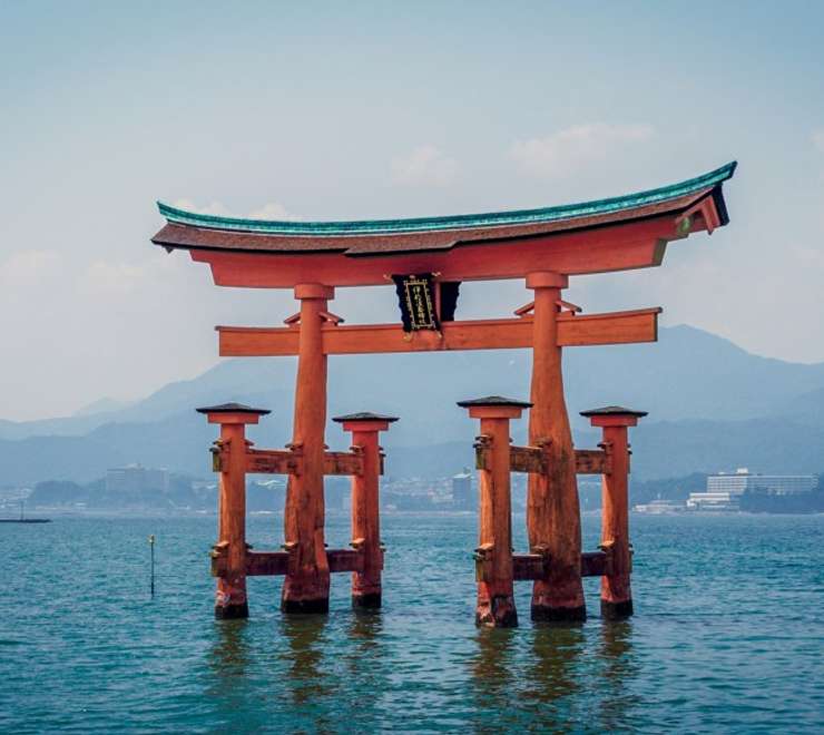 Miyajima Island & Itsukushima Shrine