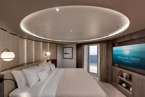 Image related to Suite